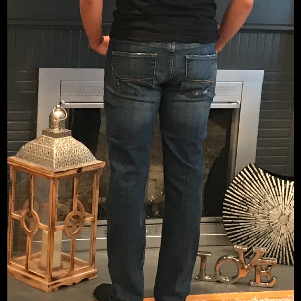 Like new men’s Hollister ripped jeans